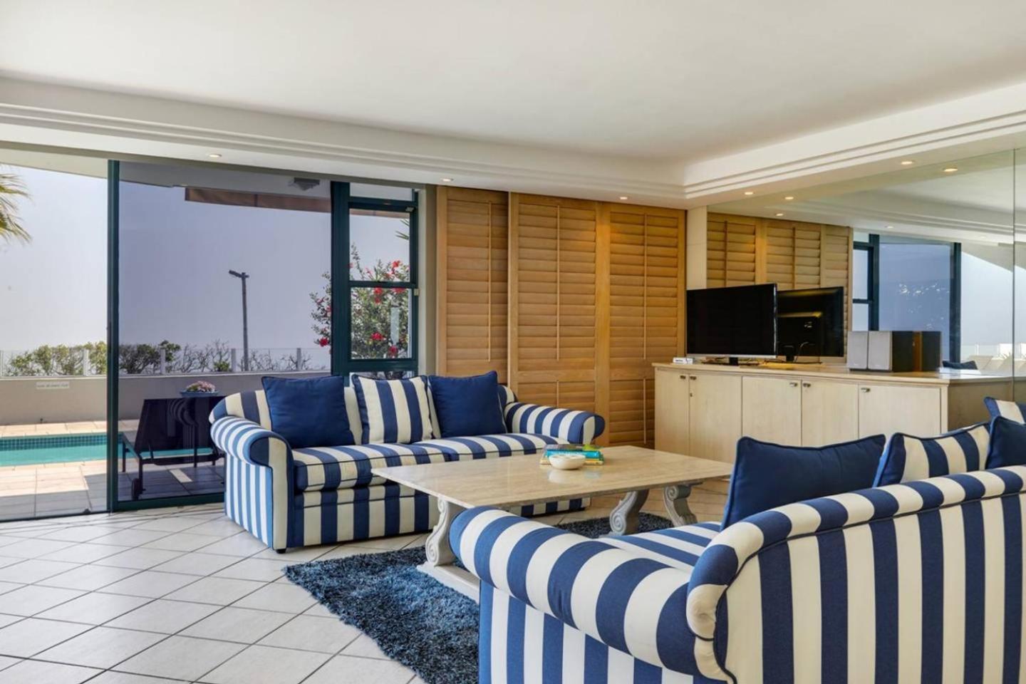 17 On Nautica Apartman Fokváros Kültér fotó